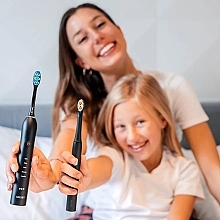 Детская электрическая звуковая зубная щетка, черная - Smiley Light Kids — фото N8