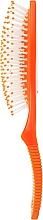 Щетка массажная 10 рядов, оранжевая - Titania — фото N3