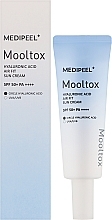 Сонцезахисний крем для обличчя - Medi Hyaluronic Acid Mooltox Air Fit Sun Cream SPF 50+ PA++++ — фото N2