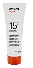 Духи, Парфюмерия, косметика Солнцезащитное молочко SPF 15 - Daylong Regular Locio SPF 15