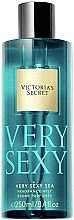 Духи, Парфюмерия, косметика Victoria's Secret Very Sexy Sea Fragrance Mist - Парфюмированный мист для тела