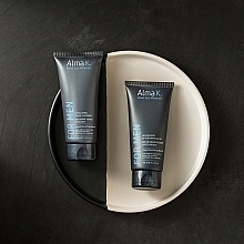 Гель ексфоліант для очищення шкіри - Alma K For Men Exfoliating Facial Cleanser — фото N3