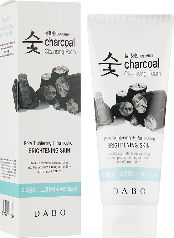 Пенка для умывания лица с экстрактом угля, осветляющая - Dabo Charcoal Cleansing Foam Brightening Skin  — фото N2
