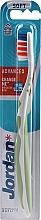 Духи, Парфюмерия, косметика Зубная щетка мягкая, бело-зеленая - Jordan Advanced Soft Toothbrush