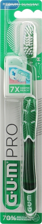 Зубна щітка "Technique Pro", середньої жорсткості, малинова - G.U.M Medium Regular Toothbrush — фото N1