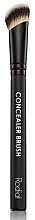 Кисточка для нанесения жидкого или кремового тонального средства - Rodial Concealer Brush — фото N1