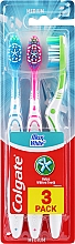 Парфумерія, косметика Зубна щітка - Colgate Max White Medium Toothbrush 3 Pack
