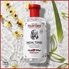 Тонер с лепестками розы - Thayers Rose Petal Witch Hazel Toner — фото N3