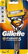 Бритвенный станок с 2 сменными кассетами - Gillette Fusion5 ProShield — фото N1