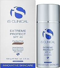 УЦЕНКА Крем солнцезащитный увлажняющий - iS Clinical Extreme Protect SPF 40 * — фото N2