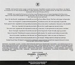 Сироватка для обличчя, з інгредієнтами довголіття - Chanel Blue Serum (міні) — фото N5