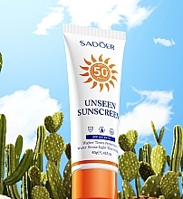 Солнцезащитный крем для лица SPF50+ PA+++ - Sadoer Unseen Sunscreen — фото N3