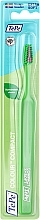 Парфумерія, косметика Зубна щітка, надм'яка, зелена із зеленою щетиною - TePe Colour Compact X-Soft Gul