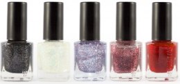 Парфумерія, косметика Набір - Makeup Revolution Essential Glitter Amazing Nail Collection (nail/5x12ml)