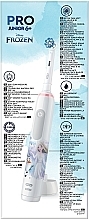 Электрическая зубная щетка - Oral-B Pro Junior Frozen — фото N3