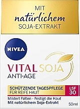 Дневной крем для лица с экстрактом сои - NIVEA Vital Soja Anti-Age SPF 30 — фото N2