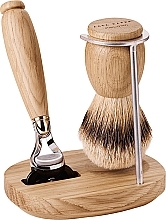 Набір для гоління - Acca Kappa Shaving Set In Varnished Oak Wood And Chrome Plated Metal (razor/1pc + brush/1pc + stand/1pc) — фото N1