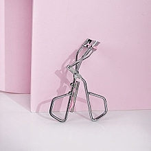 Щипцы для завивки ресниц, классические - Brushworks Classic Lash Curler Silver & Pink — фото N3