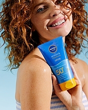 Сонцезахисний лосьйон для тіла - NIVEA Sun Protect & Moisture Lotion SPF 50 — фото N3