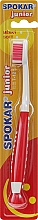 Парфумерія, косметика Зубна щітка "J", дитяча від 7 до 12 років, м'яка, з червоною ракеткою - Spokar J