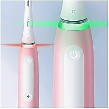 Электрическая зубная щетка, розовая - Oral-B iO Series 3  — фото N6