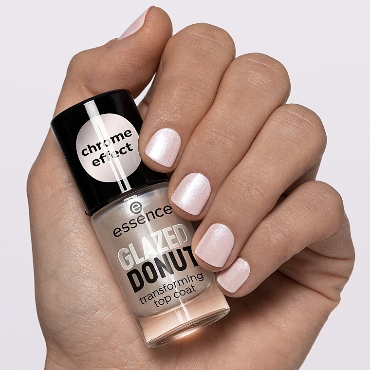 Топовое покрытие для ногтей с эффектом хрома - Essence Glazed Donut Transforming Top Coat — фото N5