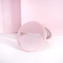 Зеркало карманное, розовое - Brushworks Compact Mirror — фото N5