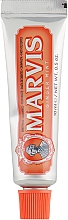 Зубная паста "Имбирь и мята" - Marvis Ginger Mint Toothpaste (мини) — фото N1
