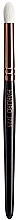Пензлик J725 для тіней і хайлайтера, чорний - Hakuro Professional — фото N1