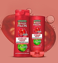 Бальзам-ополіскувач для фарбованого волосся "Годжі Стійкий колір" з маслом льону та ягодами годжі - Garnier Fructis — фото N3